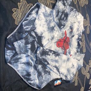 Chicago Bulls Long Sleeve Bodysuit